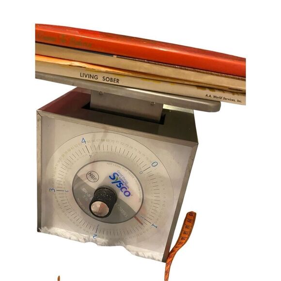 Lot Of 4 Vintage Paperback Books Living Sober Game To Believe Religion - Picture 11 of 11